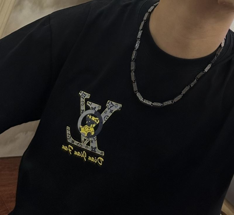 chr1st1an D10r necklaces